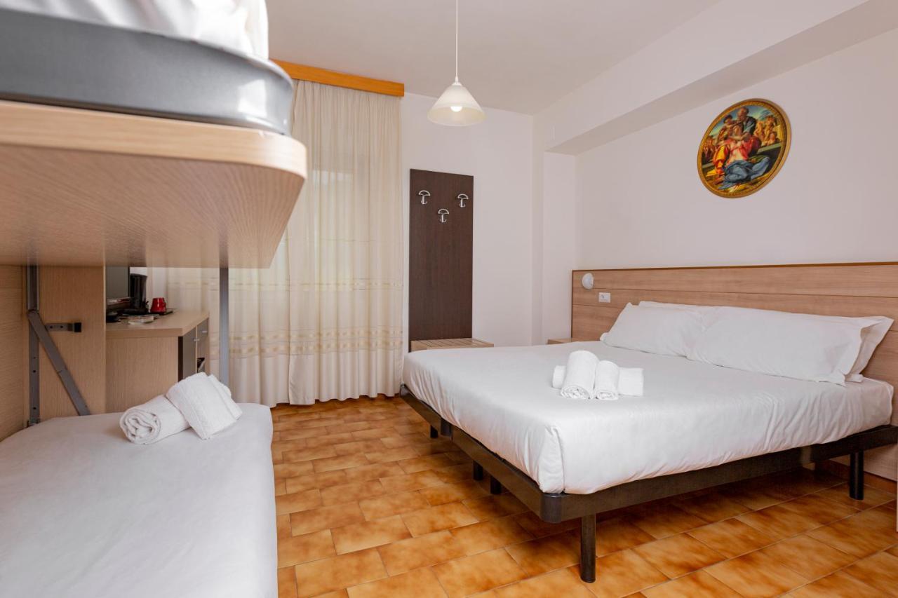 Catignano Hotel غوبيو المظهر الخارجي الصورة